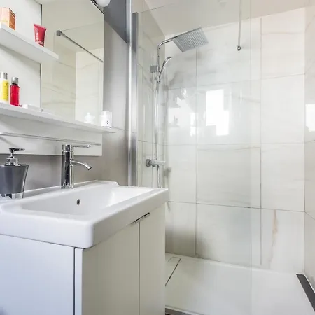 Appartement Cute Affordable 1-br Minutes From Center Cannes