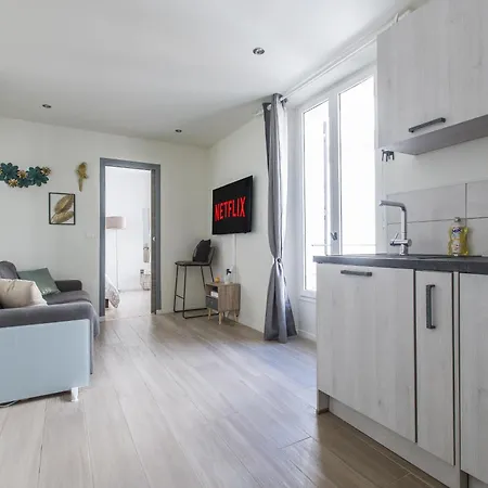 Cute Affordable 1-br Minutes From Center